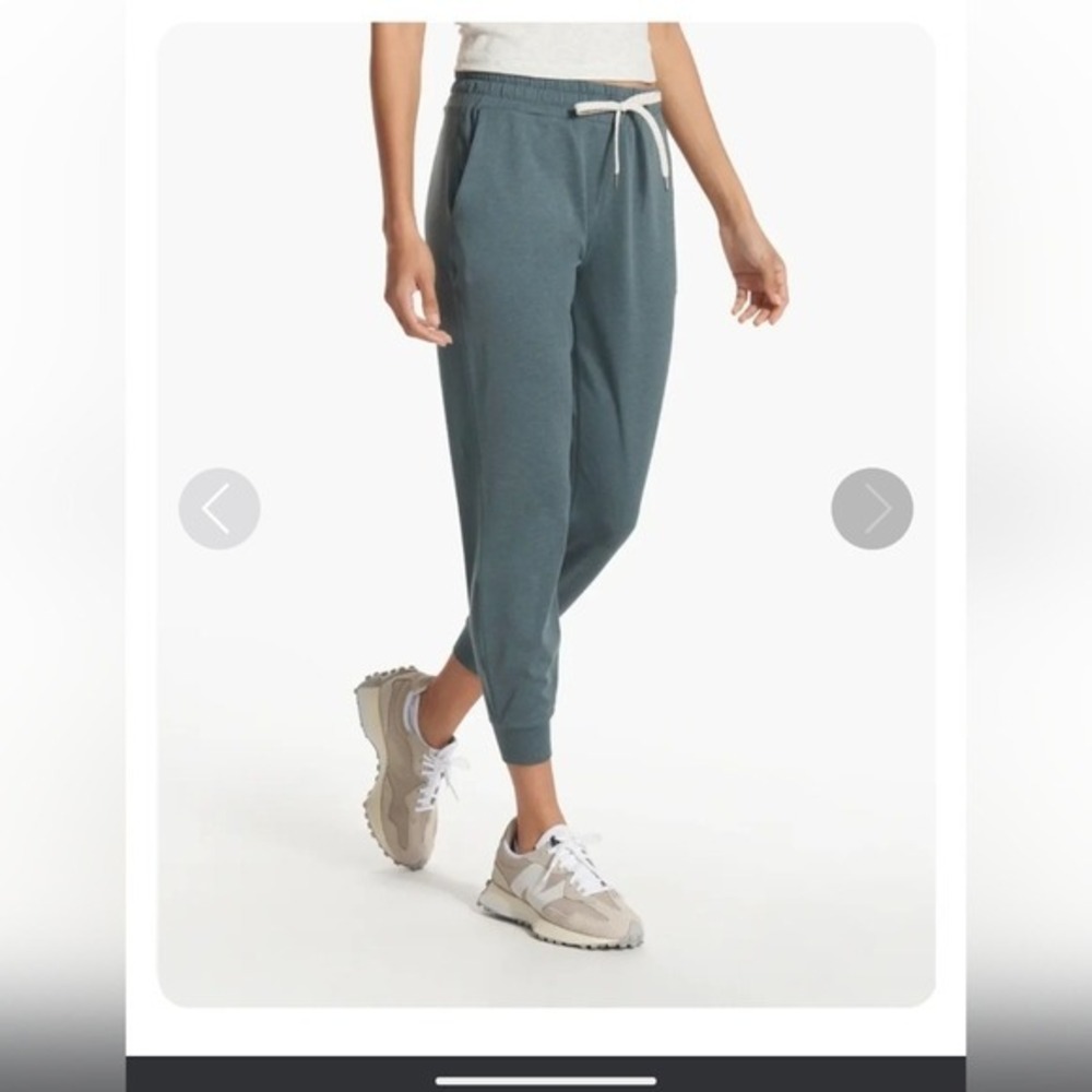Vuori Performance Jogger Dusty Pine Heather DreamKnit Sweatpants XS